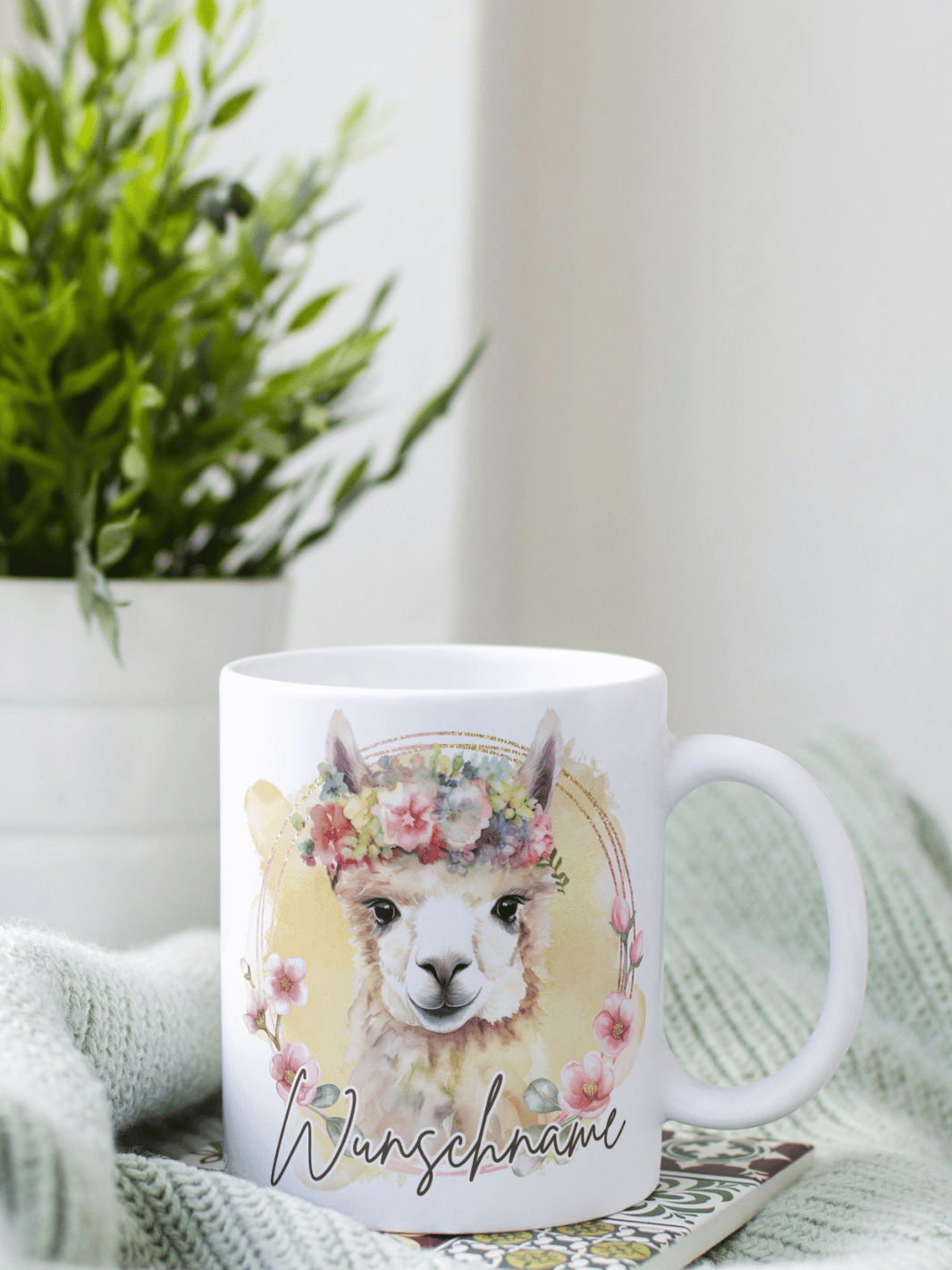 Motiv Lama - Personalisierbare Keramiktassen, handgefertigt in Deutschland, individuelles Geschenk für Freundin, nachhaltige Tasse für Kaffee oder Tee, liebevoll gestaltetes Motiv, personalisierbar mit Name