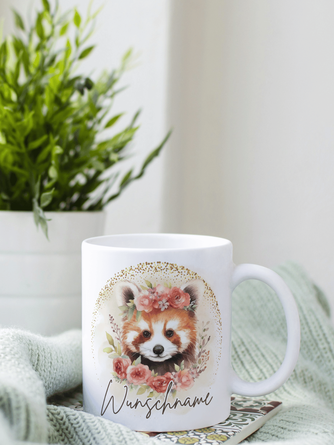Motiv Roter Panda - Personalisierbare Keramiktassen, handgefertigt in Deutschland, individuelles Geschenk für Freundin, nachhaltige Tasse für Kaffee oder Tee, liebevoll gestaltetes Motiv, personalisierbar mit Name
