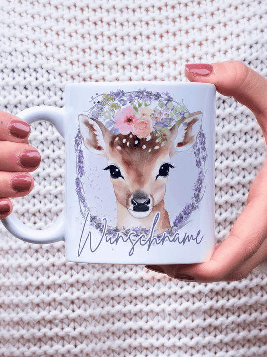 Motiv Reh - Personalisierbare Keramiktassen, handgefertigt in Deutschland, individuelles Geschenk für Freundin, nachhaltige Tasse für Kaffee oder Tee, liebevoll gestaltetes Motiv, personalisierbar mit Name