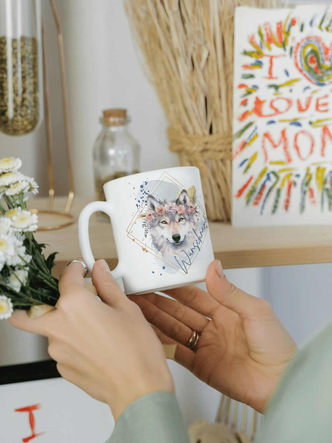 Wolf Tasse personalisiert. Achtsame Geschenke für Frauen und Mädchen bei Alles auf Anfang in Bedburg, NRW